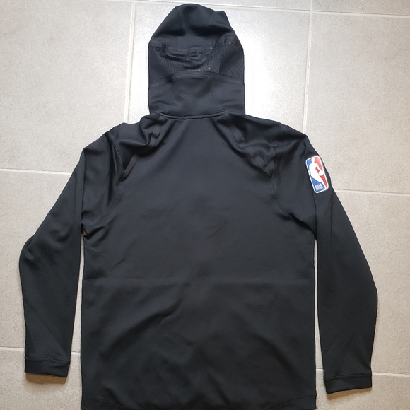 76ers therma flex hoodie